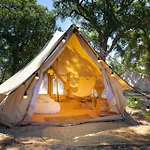 & Glamping Conil Playa 3*