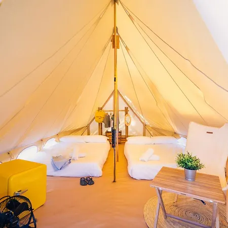& Glamping Conil Playa
