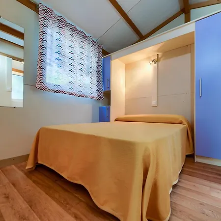 & Glamping Conil Playa Camping 3*